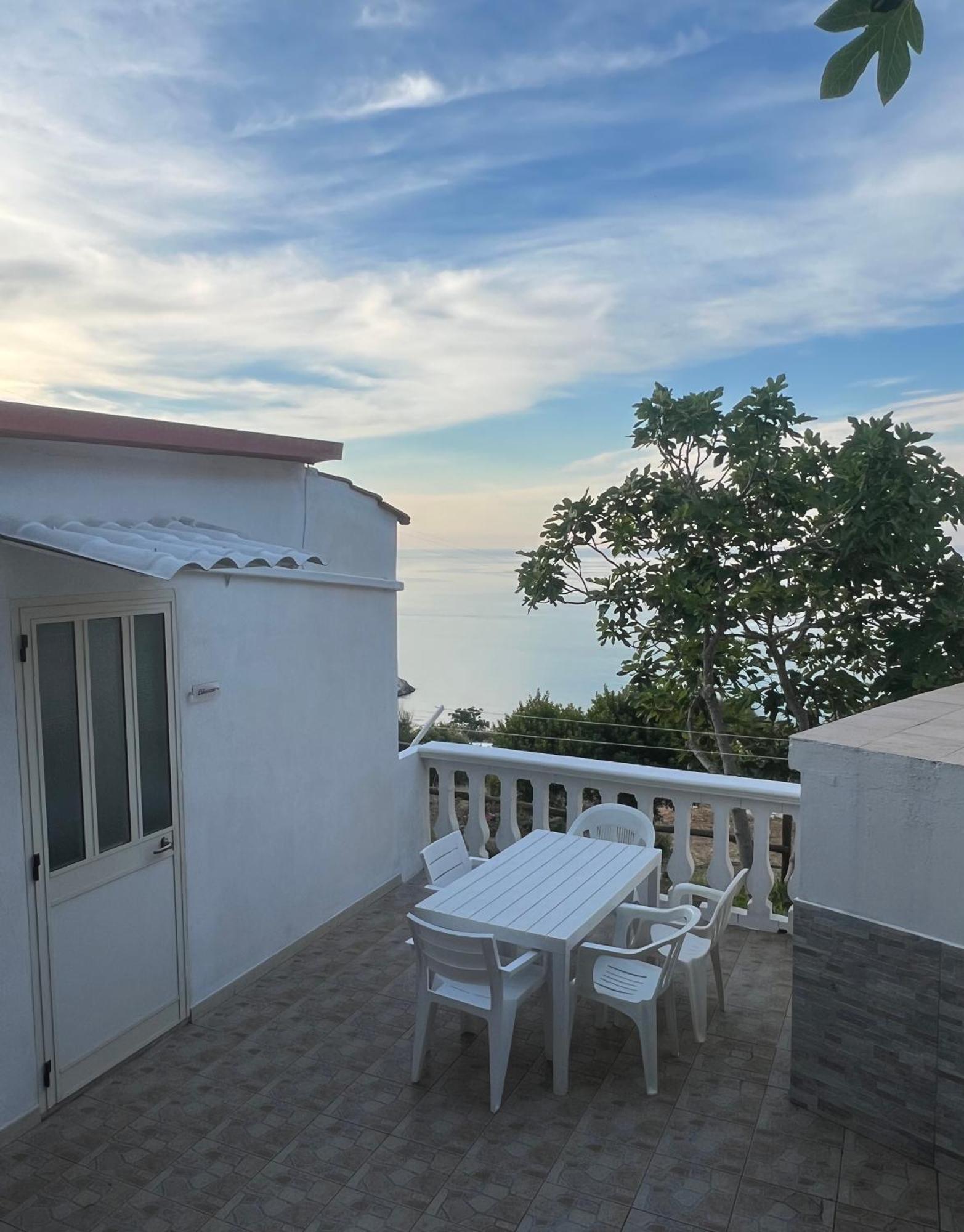 Trilocale 2 Sul Mare Apartment Peschici Bagian luar foto
